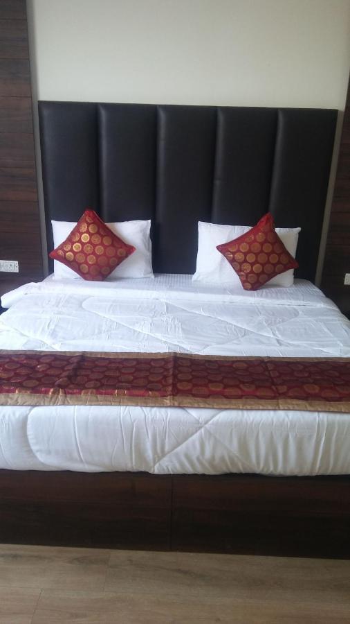 Hotel Sourav Park Inn Agra Agra  Zewnętrze zdjęcie