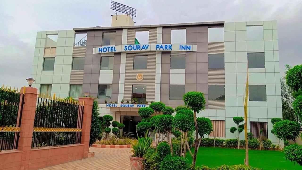 Hotel Sourav Park Inn Agra Agra  Zewnętrze zdjęcie